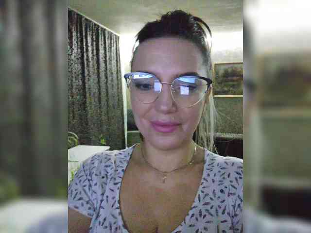 ProstoLolkaXXX webcam