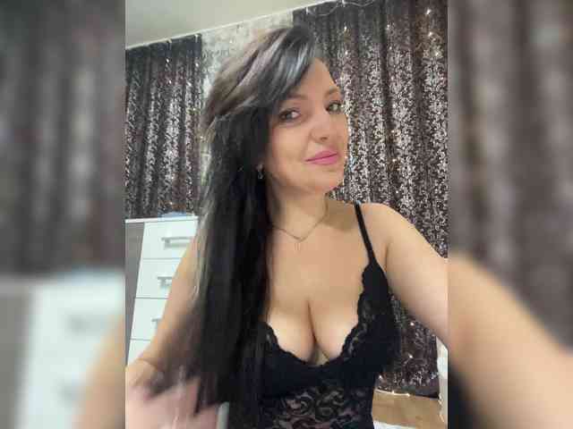 ProstoLolkaXXX webcam