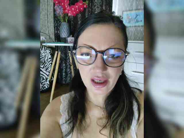 ProstoLolkaXXX webcam