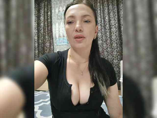 ProstoLolkaXXX webcam
