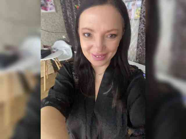 ProstoLolkaXXX webcam