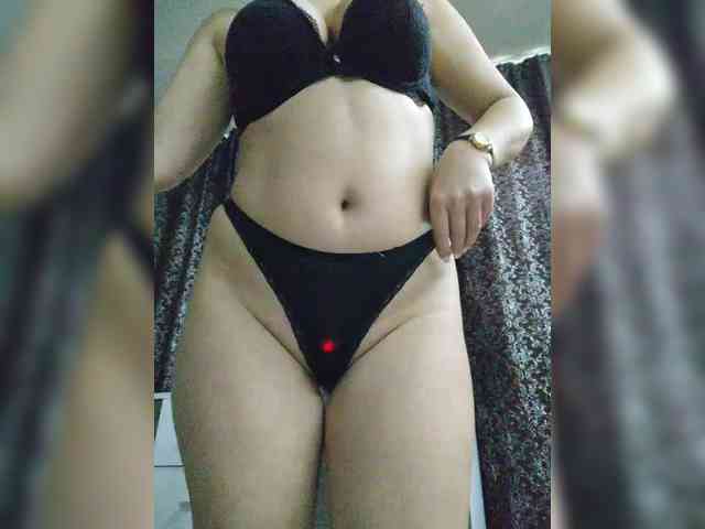 ProstoLolkaXXX webcam