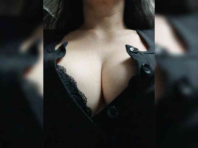 ProstoLolkaXXX webcam