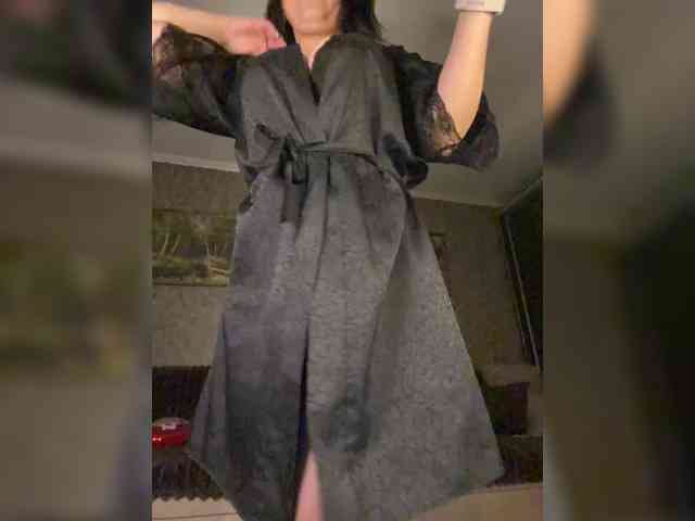 ProstoLolkaXXX webcam