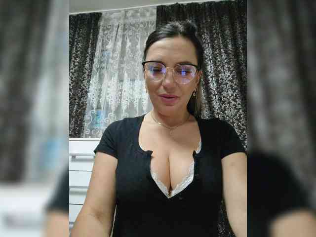 ProstoLolkaXXX webcam