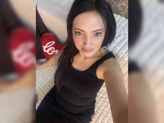 ProstoLolkaXXX webcam