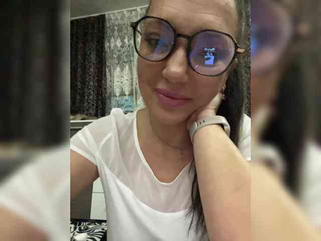 ProstoLolkaXXX webcam