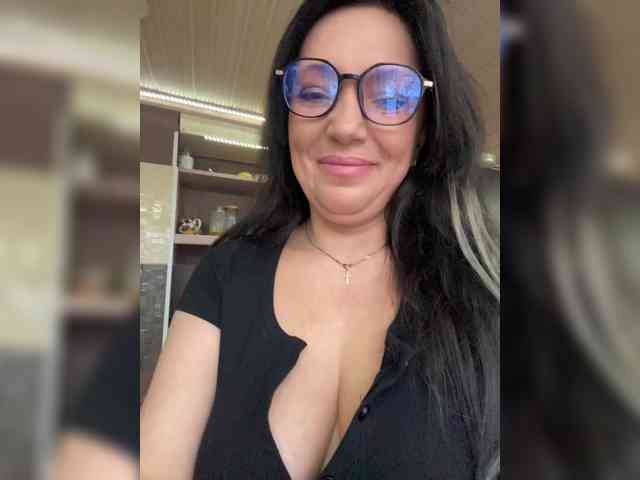 ProstoLolkaXXX webcam