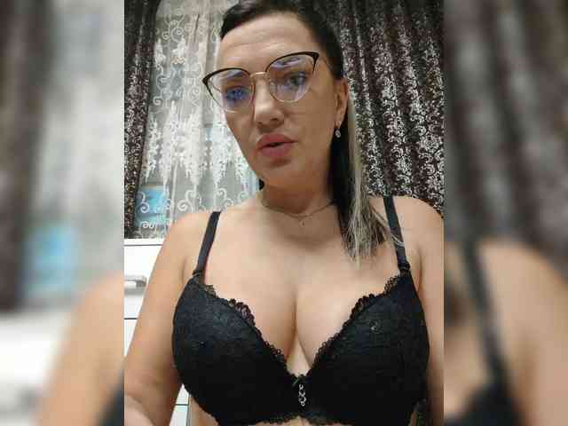 ProstoLolkaXXX webcam