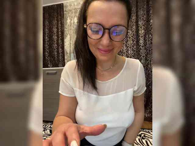 ProstoLolkaXXX webcam