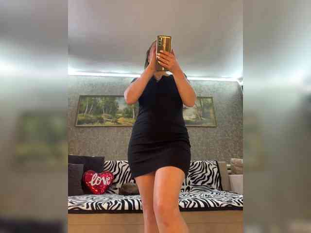 ProstoLolkaXXX webcam