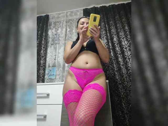 ProstoLolkaXXX webcam