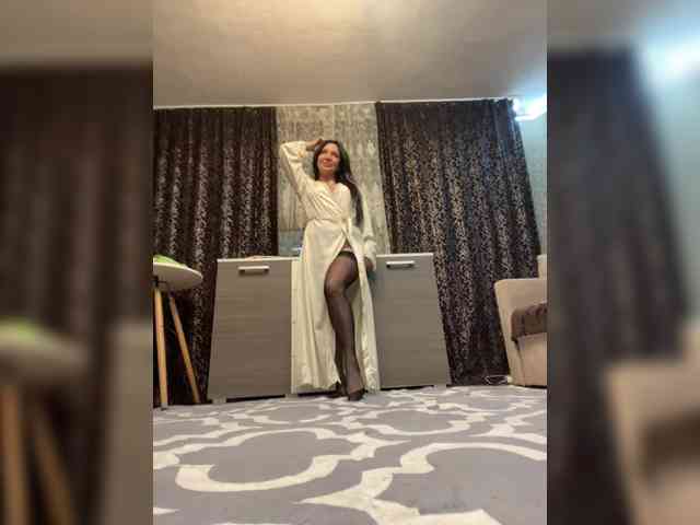 ProstoLolkaXXX webcam