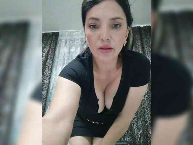 ProstoLolkaXXX webcam