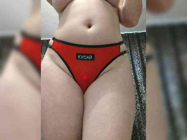 ProstoLolkaXXX webcam