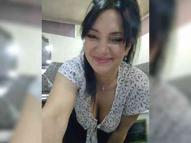 ProstoLolkaXXX webcam