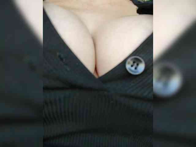 ProstoLolkaXXX webcam