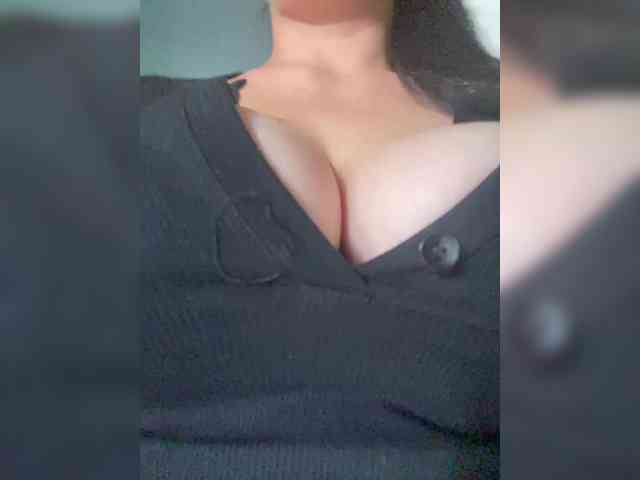 ProstoLolkaXXX webcam