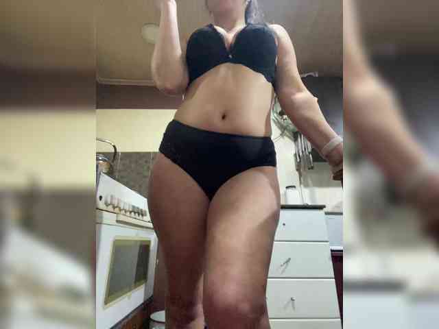 ProstoLolkaXXX webcam