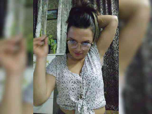 ProstoLolkaXXX webcam