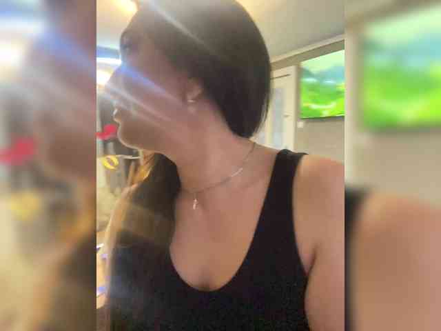 ProstoLolkaXXX webcam