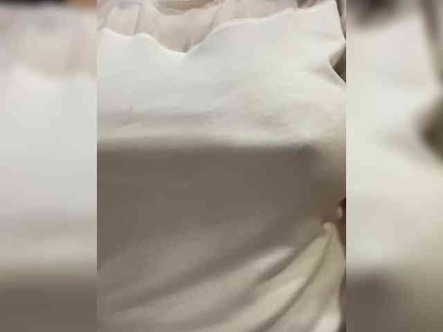 ProstoLolkaXXX webcam