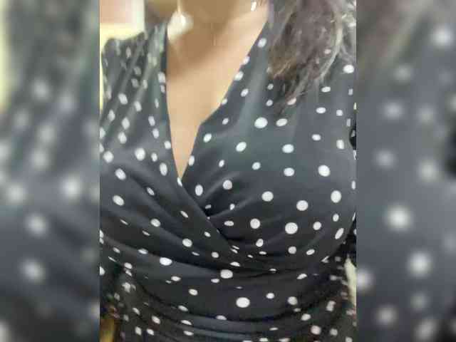 ProstoLolkaXXX webcam