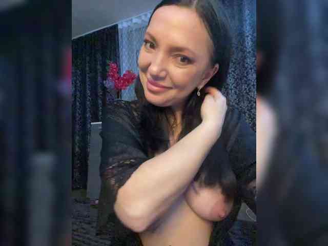 ProstoLolkaXXX webcam