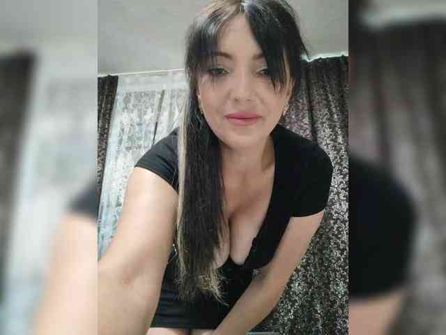 ProstoLolkaXXX webcam