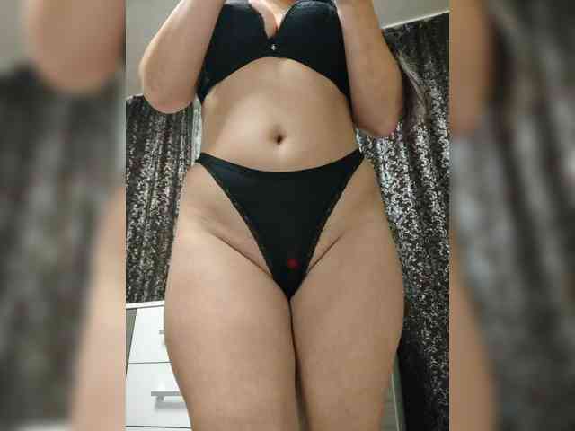 ProstoLolkaXXX webcam