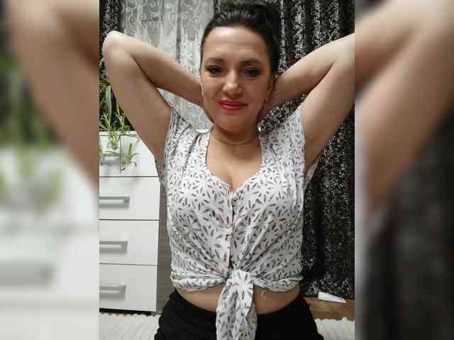 ProstoLolkaXXX webcam