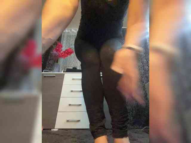 ProstoLolkaXXX webcam