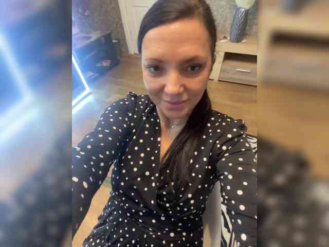 ProstoLolkaXXX webcam