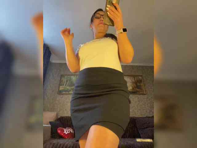 ProstoLolkaXXX webcam