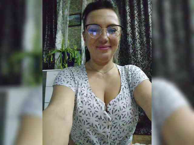 ProstoLolkaXXX webcam