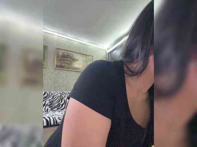 ProstoLolkaXXX webcam