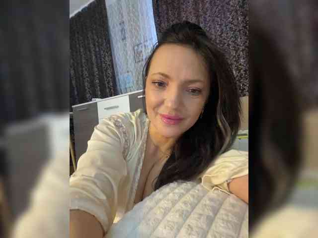 ProstoLolkaXXX webcam