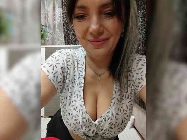 ProstoLolkaXXX webcam