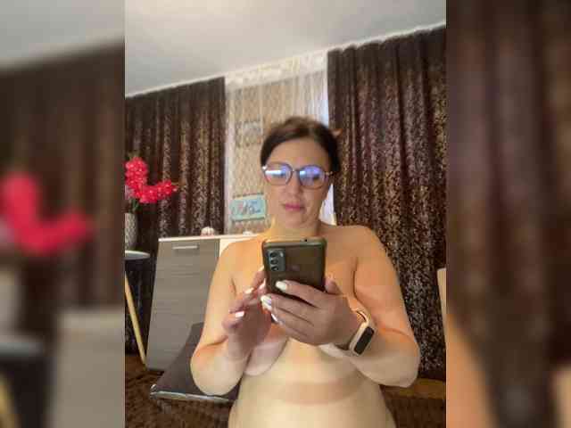 ProstoLolkaXXX webcam