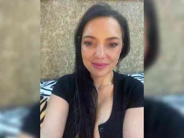 ProstoLolkaXXX webcam