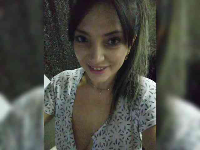 ProstoLolkaXXX webcam