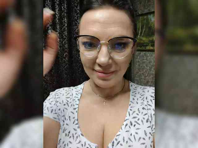 ProstoLolkaXXX webcam