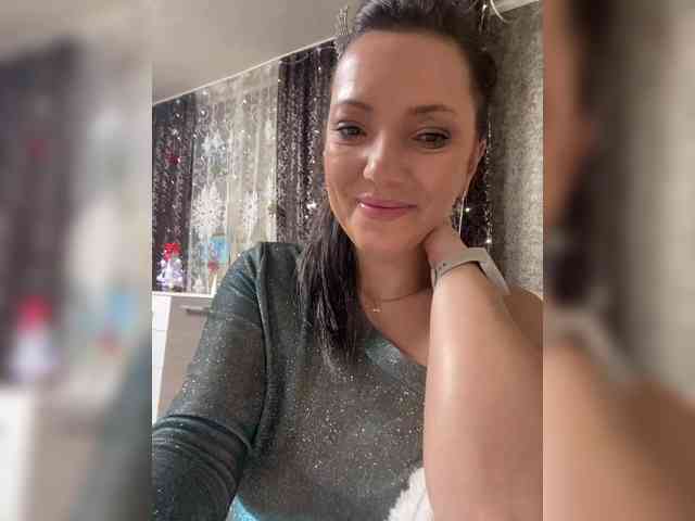 ProstoLolkaXXX webcam