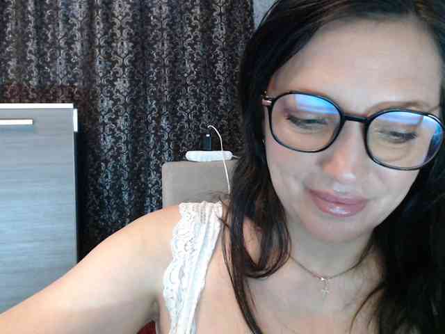 ProstoLolkaXXX webcam