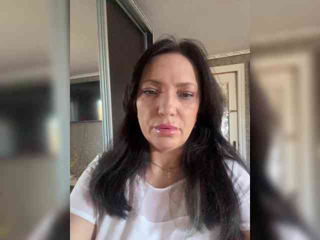 ProstoLolkaXXX webcam