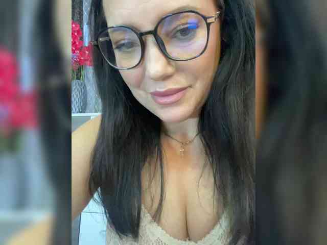 ProstoLolkaXXX webcam