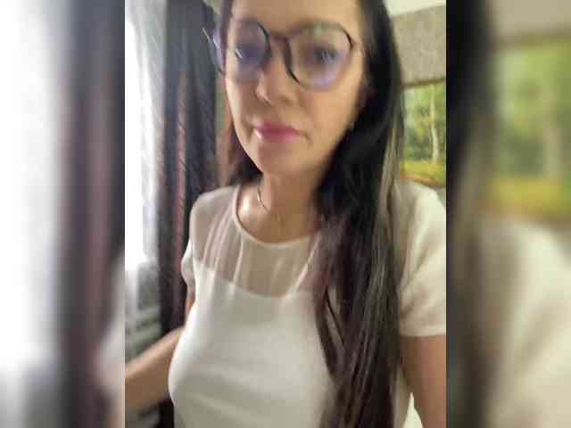 ProstoLolkaXXX webcam