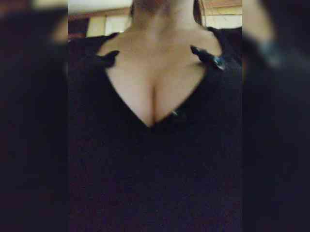 ProstoLolkaXXX webcam