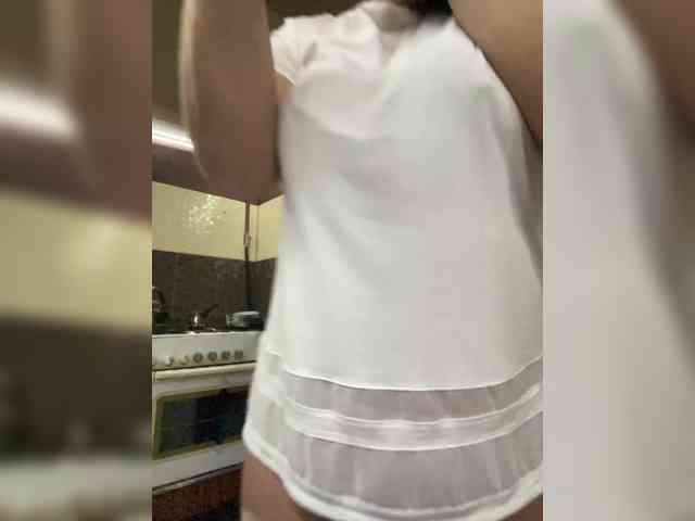 ProstoLolkaXXX webcam