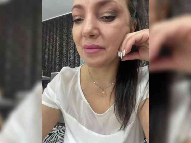 ProstoLolkaXXX webcam